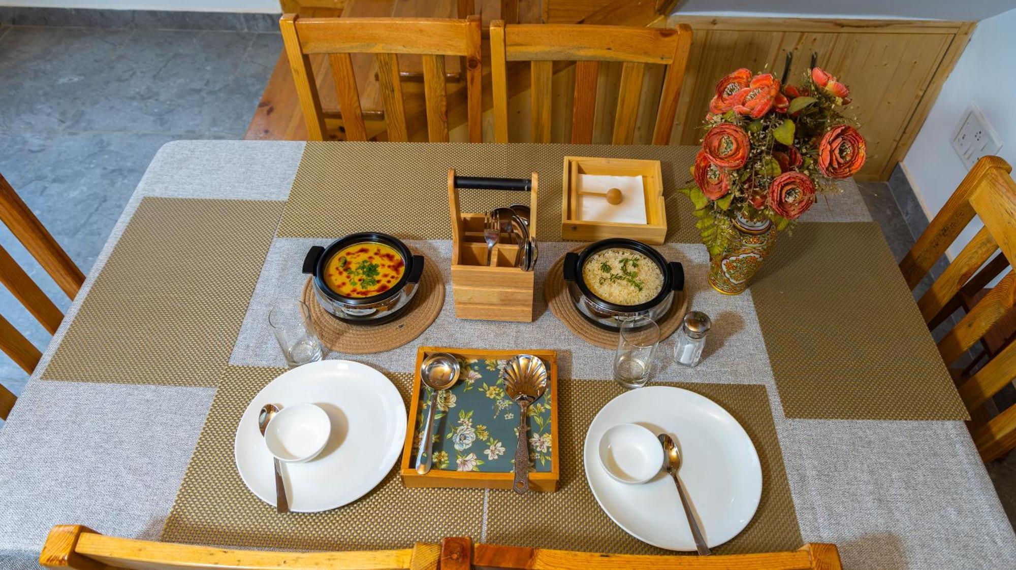 Nandini Cottage, A Premium Boutique Homestay Ranikhet Luaran gambar