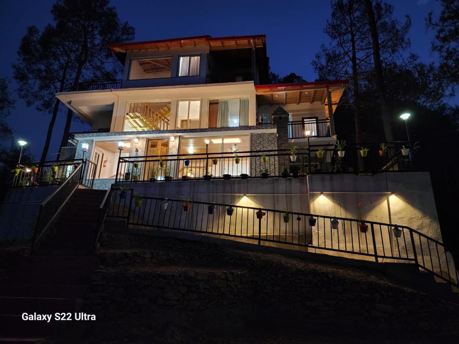 Nandini Cottage, A Premium Boutique Homestay Ranikhet Luaran gambar