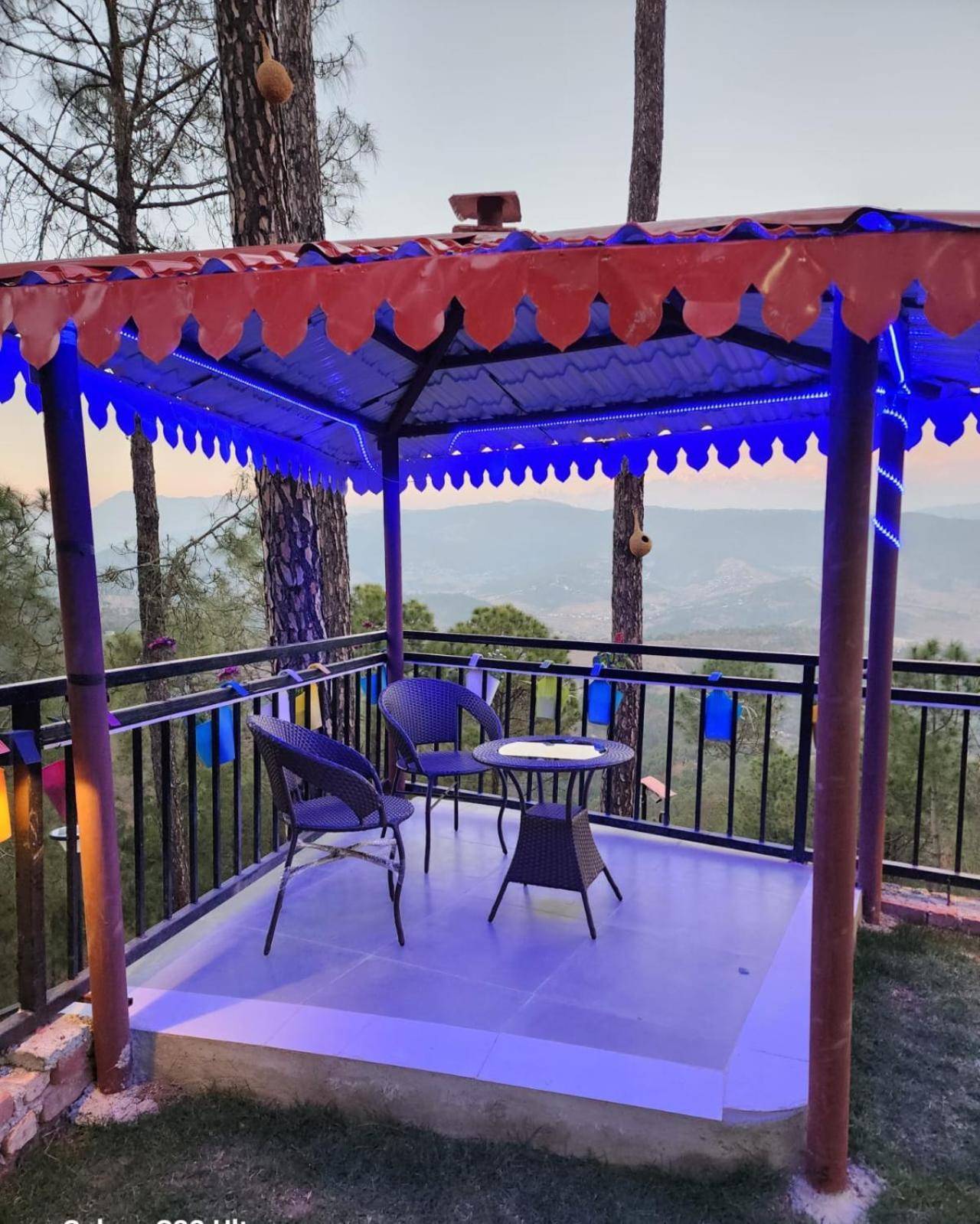 Nandini Cottage, A Premium Boutique Homestay Ranikhet Luaran gambar